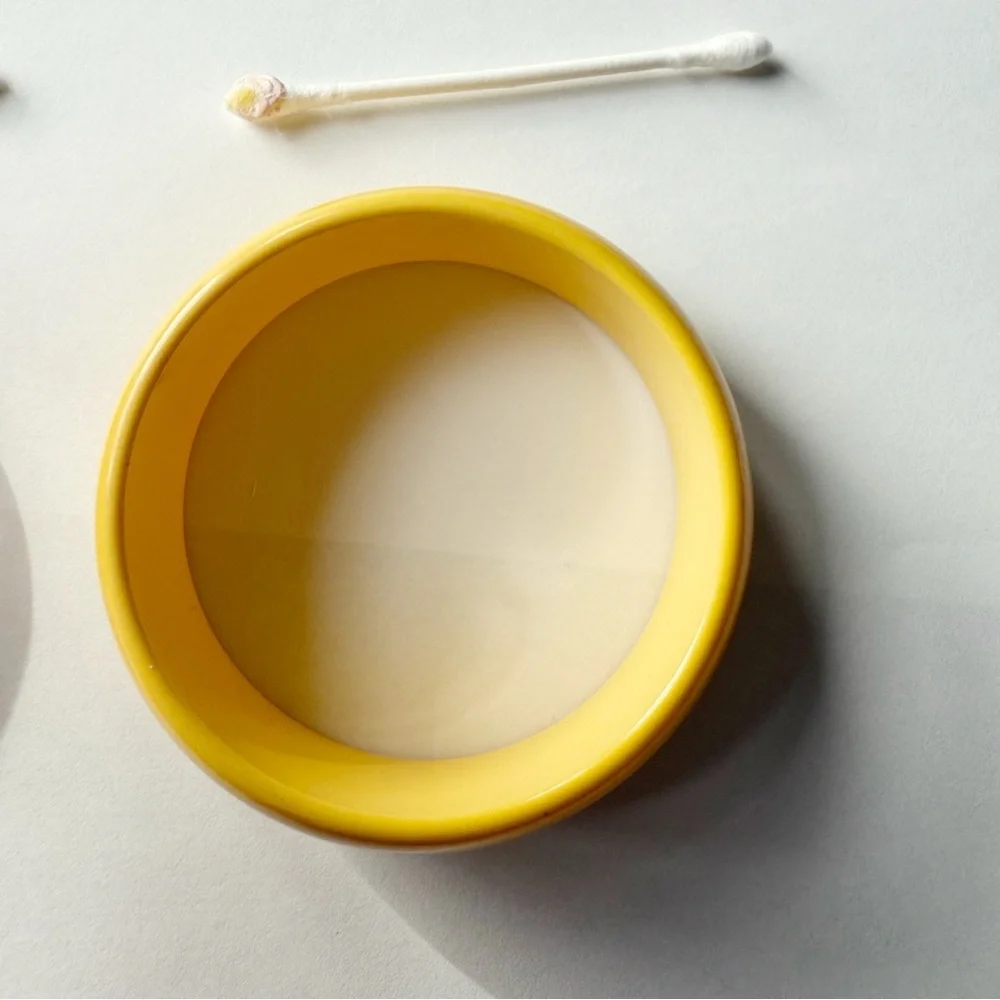 Vintage Set of 2 Butterscotch Yellow Bakelite Bangle Bracelets TESTED
